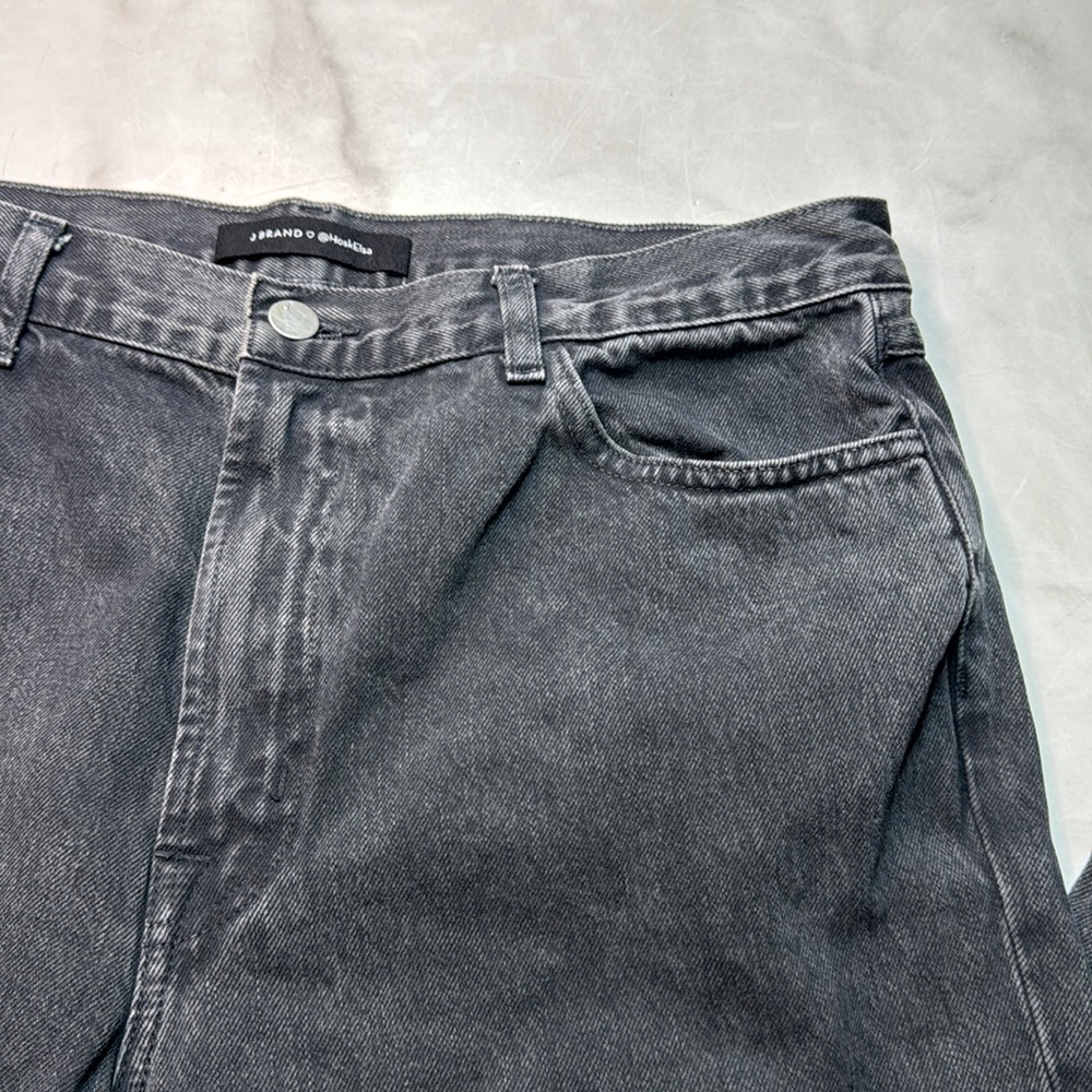 J Brand X Elsa Hosk Elsa Sunday Straight Jean in Faded Black - Picture 3 of 8